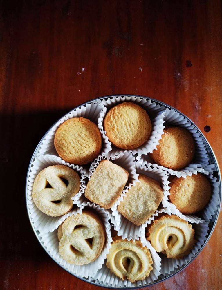 Assorted butter cookies in a tin