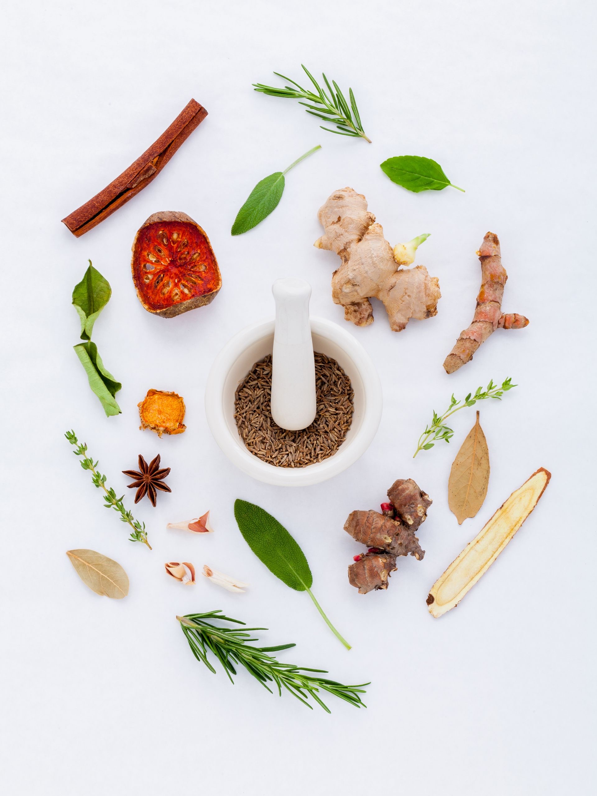 Whole spices and ginger