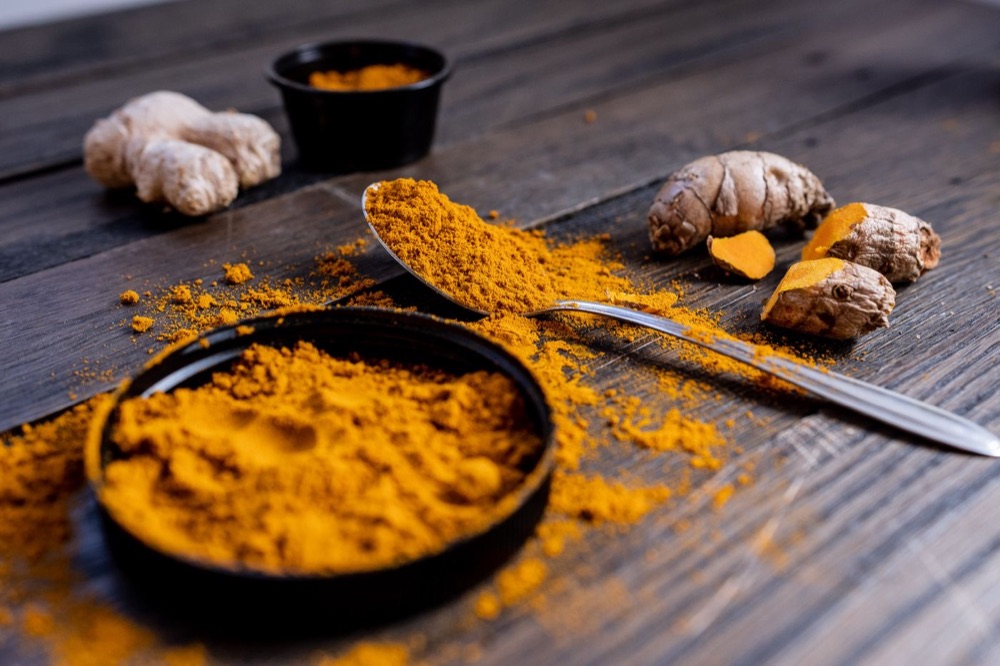 Turmeric powder and roots